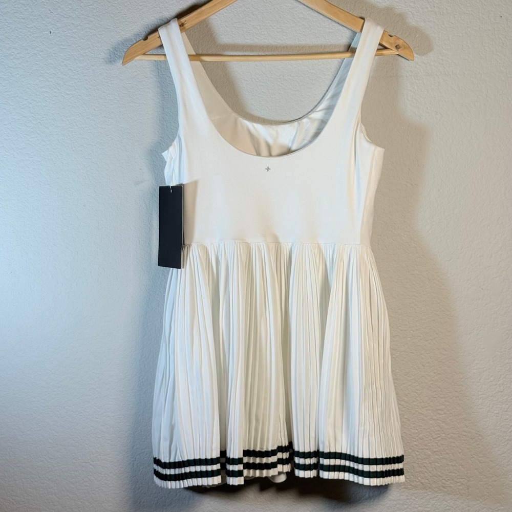 Tuckernuck Studio McGee Tennis Dress White Womens S Pleated Striped Hem NWT - Picture 5 of 10
